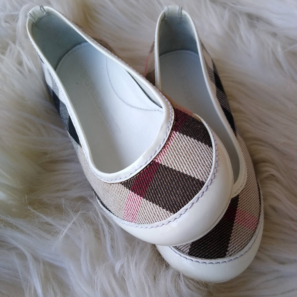 Burberry kids shoes